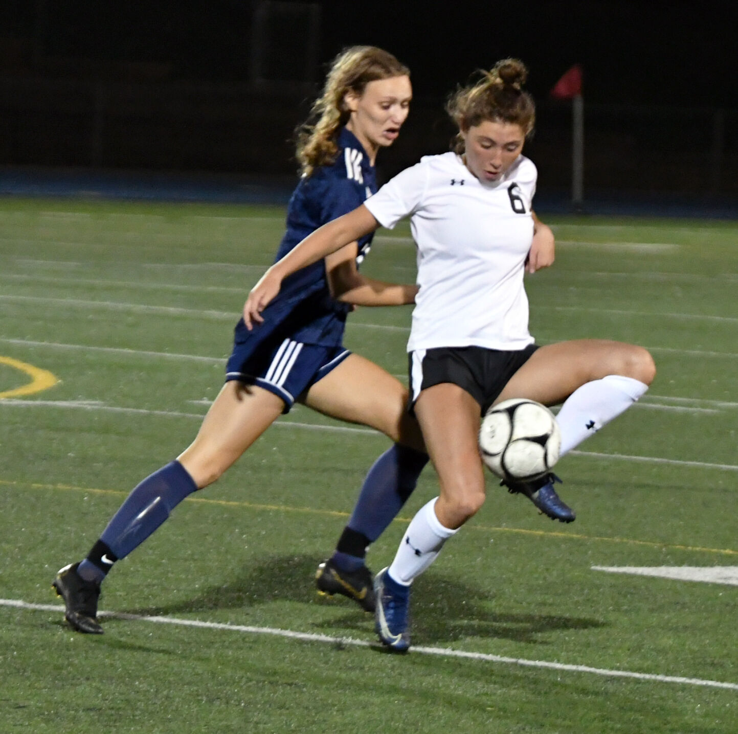041222-qc-spt-pv bett soccer027.JPG